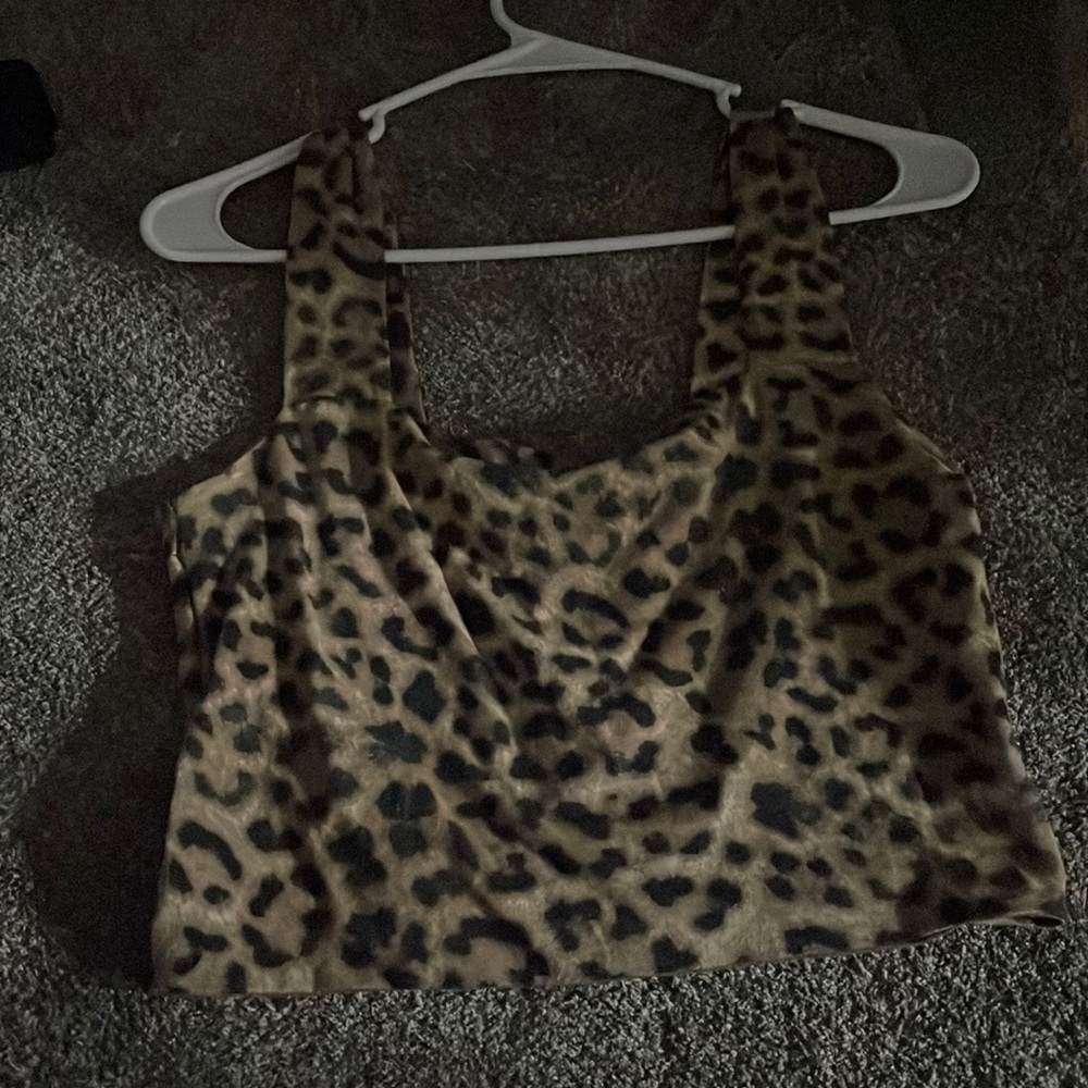 rue 21 crop tank top